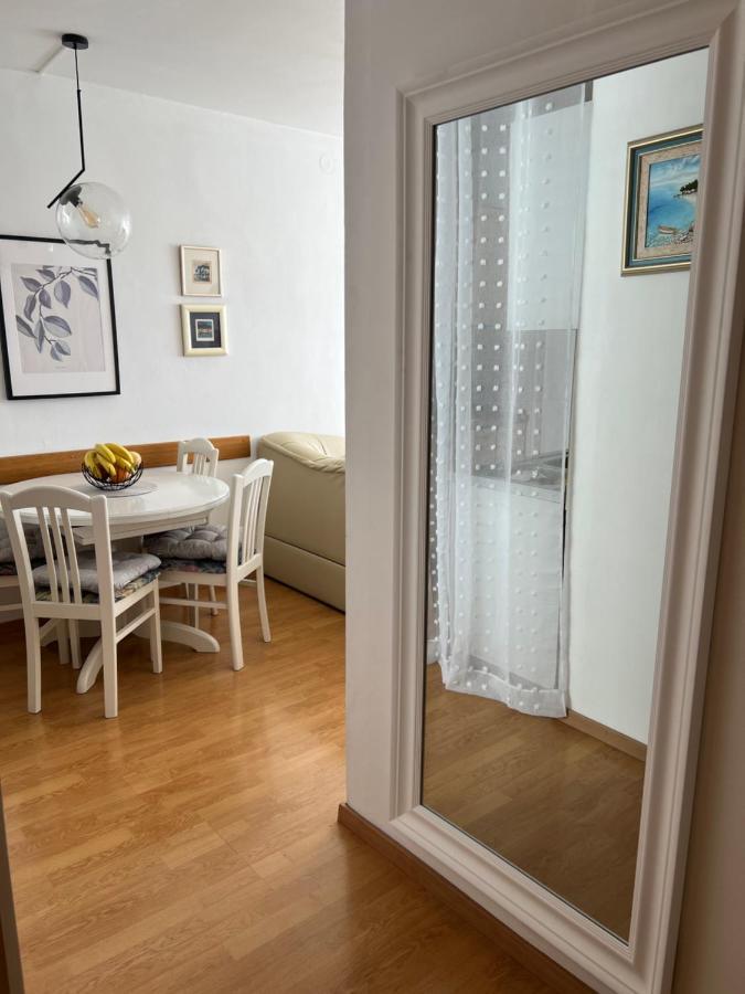 City Center Apartment Twiggy Makarska Eksteriør billede